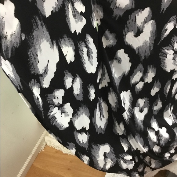 Iman 2X black gray and white kimono style dress with belt - Picture 11 of 16